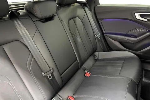 KR25VBG Audi A5 S line TFSI 204 PS S tronic Thumbnail #10