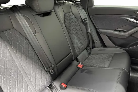 KT74WPV Audi Q6 E-Tron Q6 SUV Edition 1 e-tron quattro  kW Thumbnail #9