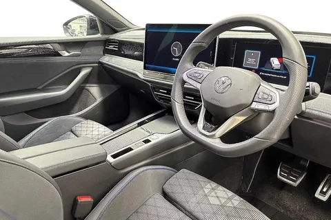 DE25PSZ Volkswagen Passat 1.5 TSI eHybrid 272 R-Line 5dr DSG **PAN ROOF, INFO PACK, DRIVER PACK** Thumbnail #6