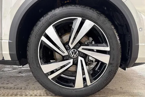 KM25TBO Volkswagen T-Roc 2.0 TDI 150 EVO R-Line 5dr DSG **18' NEVADA ALLOYS, REAR CAM, KEYLESS ENTRY Thumbnail #5