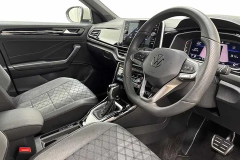 KM25TBO Volkswagen T-Roc 2.0 TDI 150 EVO R-Line 5dr DSG **18' NEVADA ALLOYS, REAR CAM, KEYLESS ENTRY Thumbnail #6