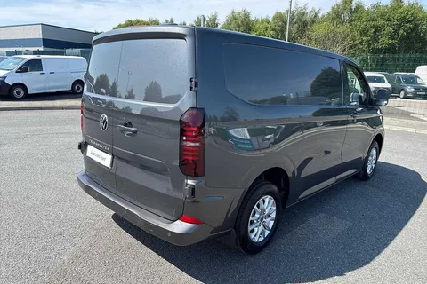 DC75CZR Volkswagen Transporter T28 Panel Van Commerce Pro SWB 110 PS 2.0 TDI 6sp Manual -  Delivery Miles Thumbnail #29