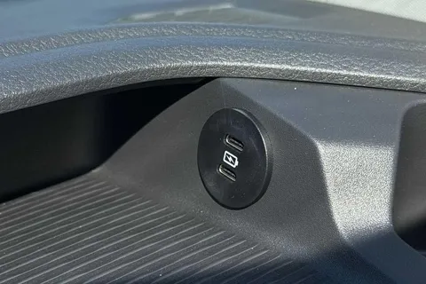 DC75CZR Volkswagen Transporter T28 Panel Van Commerce Pro SWB 110 PS 2.0 TDI 6sp Manual -  Delivery Miles Thumbnail #56