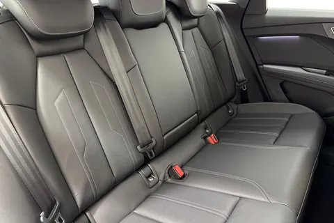 KY75CPV Audi Q4 e-tron Q4  Sport 55 e-tron quattro 250,00 kW Thumbnail #9