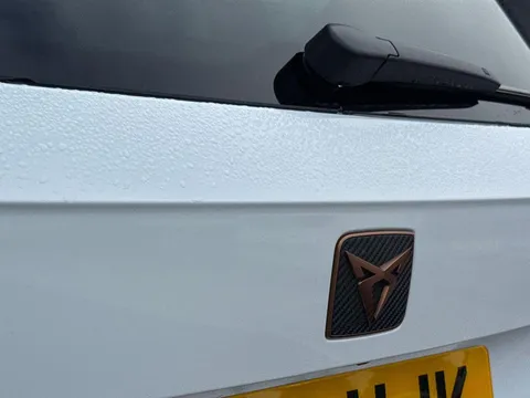 KT74WJK CUPRA Ateca 2.0 TSI VZ3 5dr DSG 4Drive **PANORAMIC SUNROOF** Thumbnail #25