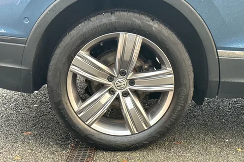 YS21ZUD Volkswagen Tiguan Allspace 2.0 TDI Match 5dr DSG Thumbnail #14