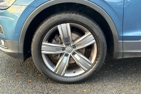 YS21ZUD Volkswagen Tiguan Allspace 2.0 TDI Match 5dr DSG Thumbnail #16