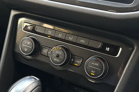 YS21ZUD Volkswagen Tiguan Allspace 2.0 TDI Match 5dr DSG Thumbnail #22