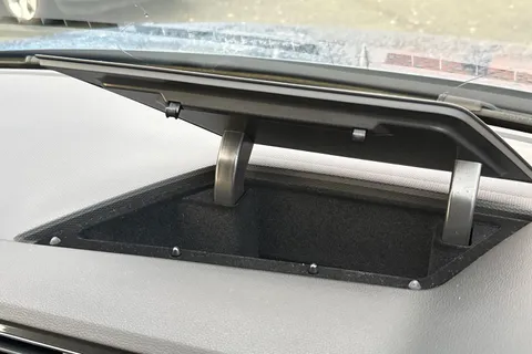 YS21ZUD Volkswagen Tiguan Allspace 2.0 TDI Match 5dr DSG Thumbnail #43