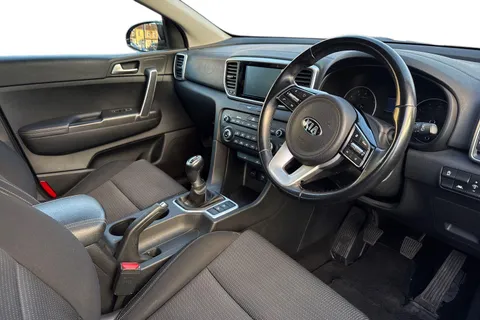 8 of 50 for Kia Sportage 1.6 GDi 2 Euro 6 (s/s) 5dr