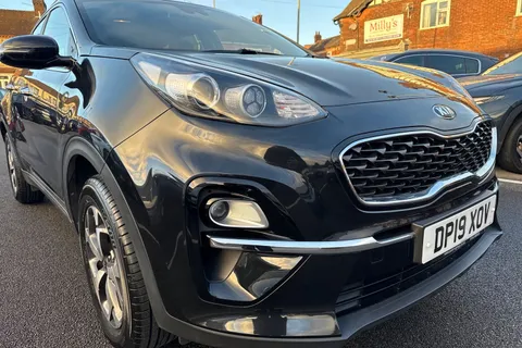 17 of 50 for Kia Sportage 1.6 GDi 2 Euro 6 (s/s) 5dr