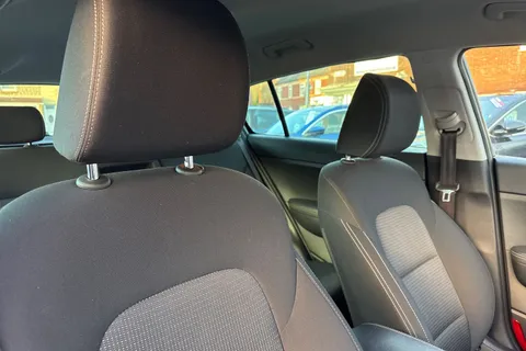 21 of 50 for Kia Sportage 1.6 GDi 2 Euro 6 (s/s) 5dr