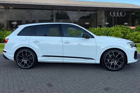 DF24FOK Audi Q7 SUV Black Edition 55 TFSI quattro 340 PS tiptronic Thumbnail #4