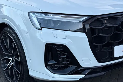 DF24FOK Audi Q7 SUV Black Edition 55 TFSI quattro 340 PS tiptronic Thumbnail #9