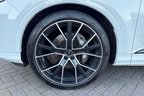 DF24FOK Audi Q7 SUV Black Edition 55 TFSI quattro 340 PS tiptronic Thumbnail #13