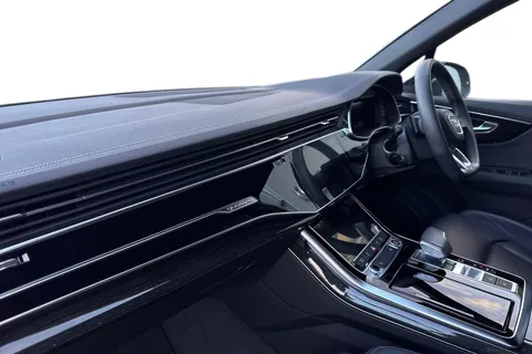 DF24FOK Audi Q7 SUV Black Edition 55 TFSI quattro 340 PS tiptronic Thumbnail #15