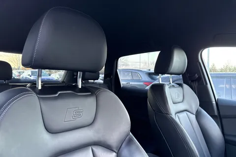 DF24FOK Audi Q7 SUV Black Edition 55 TFSI quattro 340 PS tiptronic Thumbnail #24