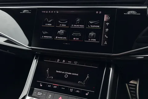 DF24FOK Audi Q7 SUV Black Edition 55 TFSI quattro 340 PS tiptronic Thumbnail #26