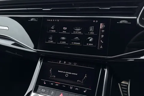 DF24FOK Audi Q7 SUV Black Edition 55 TFSI quattro 340 PS tiptronic Thumbnail #40