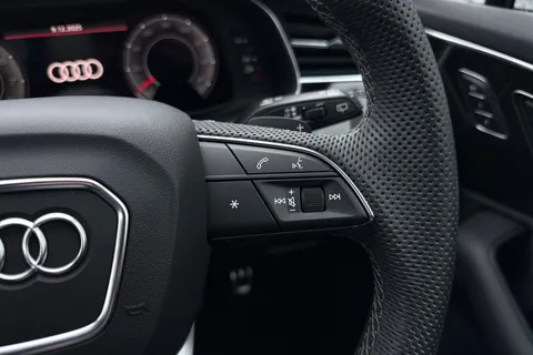 DF24FOK Audi Q7 SUV Black Edition 55 TFSI quattro 340 PS tiptronic Thumbnail #54