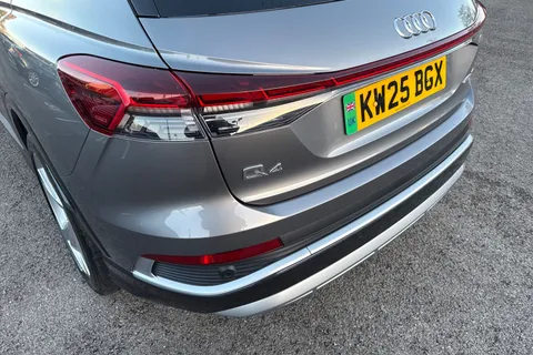 KW25BGX Audi Q4 e-tron Q4 S line 40 e-tron 150,00 kW Thumbnail #9