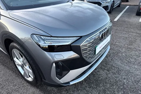 KW25BGX Audi Q4 e-tron Q4 S line 40 e-tron 150,00 kW Thumbnail #10