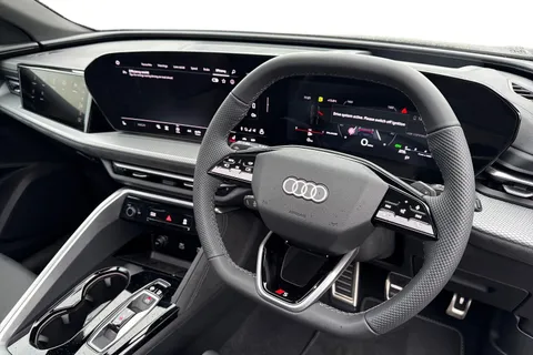  Audi Q5 2.0 TFSI Edition 1 Sportback S Tronic quattro Euro 6 (s/s) 5dr Thumbnail #18