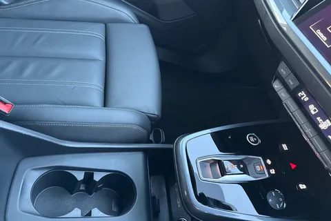 KW25BGX Audi Q4 e-tron Q4 S line 40 e-tron 150,00 kW Thumbnail #24