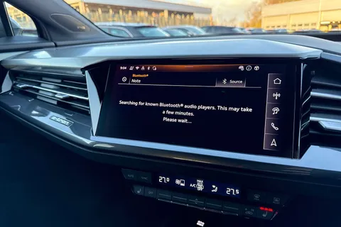 KW25BGX Audi Q4 e-tron Q4 S line 40 e-tron 150,00 kW Thumbnail #38