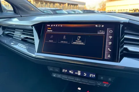 KW25BGX Audi Q4 e-tron Q4 S line 40 e-tron 150,00 kW Thumbnail #39