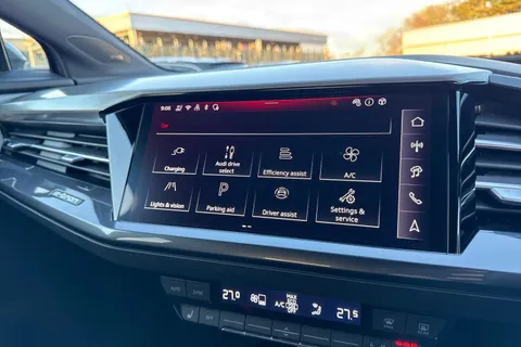 KW25BGX Audi Q4 e-tron Q4 S line 40 e-tron 150,00 kW Thumbnail #44