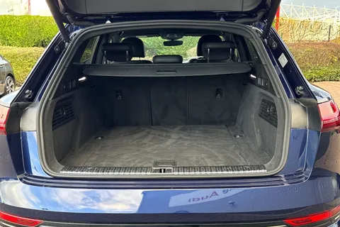 SV71NVG Audi e-tron Black Edition 50 quattro 230,00 kW Thumbnail #8