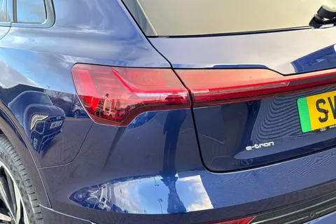 SV71NVG Audi e-tron Black Edition 50 quattro 230,00 kW Thumbnail #9