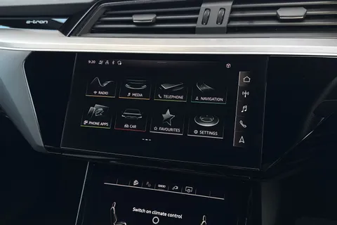 SV71NVG Audi e-tron Black Edition 50 quattro 230,00 kW Thumbnail #27