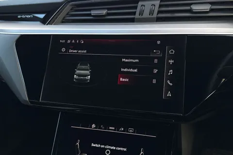 SV71NVG Audi e-tron Black Edition 50 quattro 230,00 kW Thumbnail #38