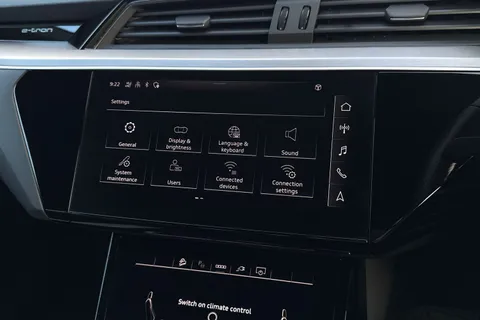 SV71NVG Audi e-tron Black Edition 50 quattro 230,00 kW Thumbnail #40