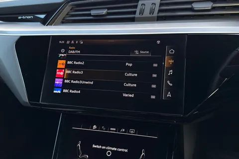 SV71NVG Audi e-tron Black Edition 50 quattro 230,00 kW Thumbnail #43