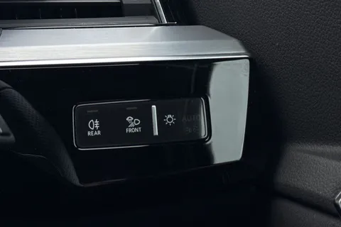 SV71NVG Audi e-tron Black Edition 50 quattro 230,00 kW Thumbnail #53