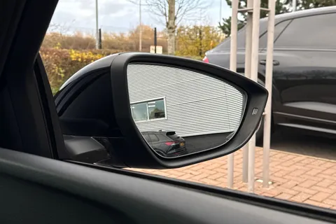 SV71NVG Audi e-tron Black Edition 50 quattro 230,00 kW Thumbnail #62