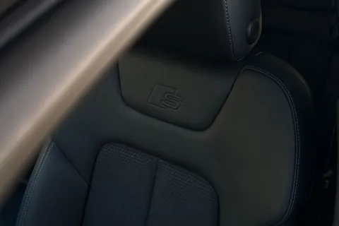 BN75UYS Audi A6 Avant Avant Black Edition 40 TDI quattro 204 PS S tronic Thumbnail #32