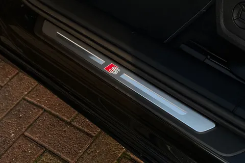 BN75UYS Audi A6 Avant Avant Black Edition 40 TDI quattro 204 PS S tronic Thumbnail #34