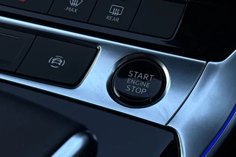 BN75UYS Audi A6 Avant Avant Black Edition 40 TDI quattro 204 PS S tronic Thumbnail #45