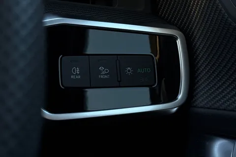 BN75UYS Audi A6 Avant Avant Black Edition 40 TDI quattro 204 PS S tronic Thumbnail #46