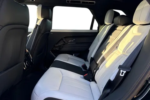 4 of 51 for Land Rover Range Rover Sport 3.0 D300 Autobiography 5dr