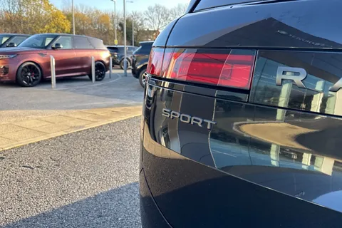 27 of 51 for Land Rover Range Rover Sport 3.0 D300 Autobiography 5dr