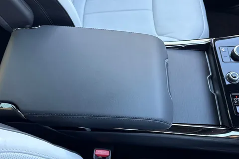 47 of 51 for Land Rover Range Rover Sport 3.0 D300 Autobiography 5dr