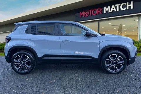 LY25NRL Jeep Avenger 1.2 e-Hybrid Summit e-DCT Euro 6 (s/s) 5dr Thumbnail #4