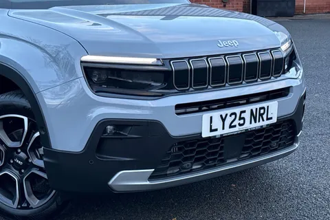 LY25NRL Jeep Avenger 1.2 e-Hybrid Summit e-DCT Euro 6 (s/s) 5dr Thumbnail #9