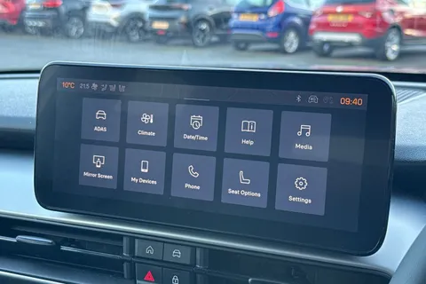 LY25NRL Jeep Avenger 1.2 e-Hybrid Summit e-DCT Euro 6 (s/s) 5dr Thumbnail #17