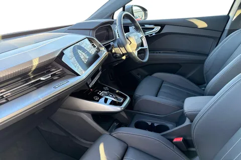 KR25ZJV Audi Q4 e-tron Q4 Sport 40 e-tron 150,00 kW Thumbnail #16